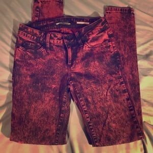 Acid wash jeans hot topic